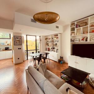 House with patio in Camas
