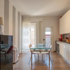 Youhosty- Apartment CityLife & Sempione