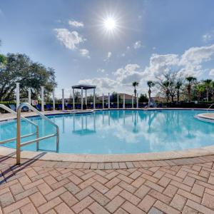 7 Mi to USTA: Waterfront 'Tennis House' w/ Yard!