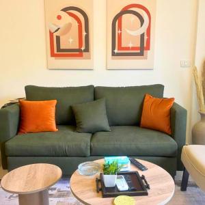 Modern 2BR Stay - Comfort & Elegance in Madinaty