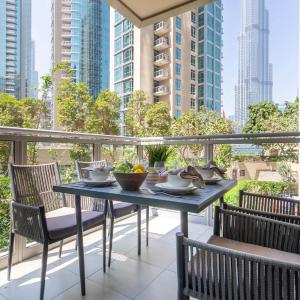 Frank Porter - The Residences 5