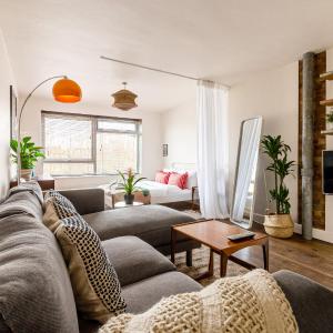 Dreamy Leytonstone Studio 5 min to Tube