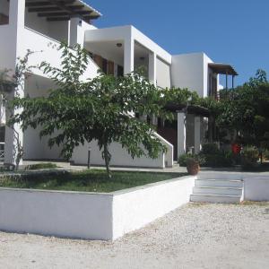Eleana Studios