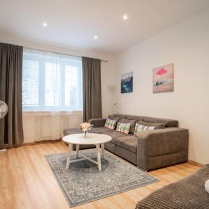 Súkromný staromestský apartmán v úžasnej lokalite/Cozy old-town apartment in a great neighborhood