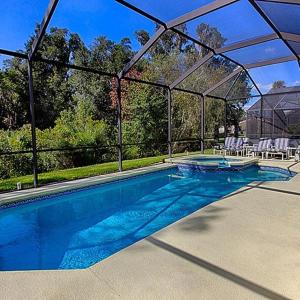 Charming 4-Bedroom Villa with Pool & Spa, Only 15 Minutes from Disney!