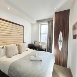 Bliss Boutique central Room with AC 103