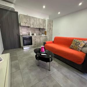 Cosy One Bedroom Apartment in Gzira - Petar