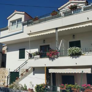 Viktorija Apartments