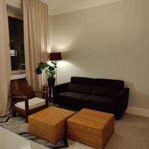 Urban & Stylish 1BR by the metro