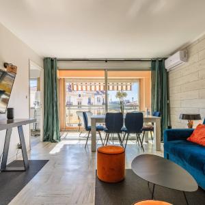 Jolie studio avec belle terrasse ensoleillee
