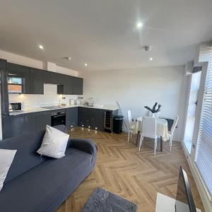 2 bedroom city centre apartment!