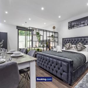 Stylish Studio Apt By Stay Smart Short Lets & Serviced Accommodation Golders Green With Free WiFi