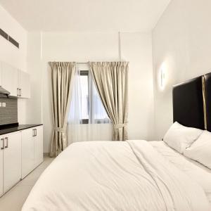 Al Manara Classic Executive Studio