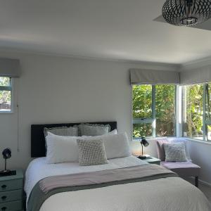 Spacious Private Guest Suite - Walk to Havelock North Village