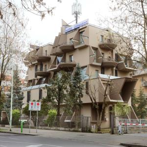 Hotel Leonardo