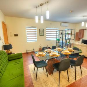 Spacious & elegant 2 bedrooms, 2 bathrooms DBOR1-1