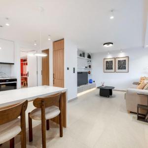 Glyfada Coastside Apartment