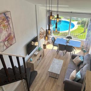 ANSA Beach Apartments - Calypso