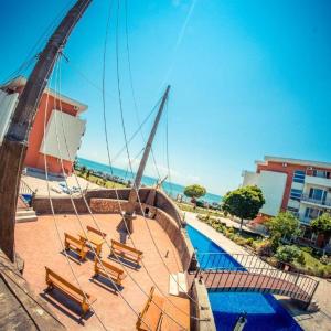Golden Tide Residence