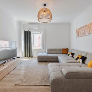 Lucia House - By Y Concept
