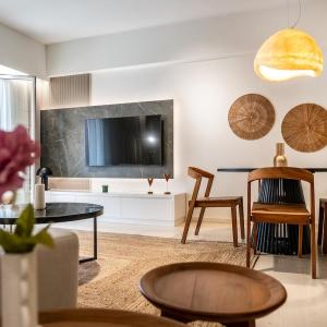 Central Athens Spacious Boho Retreat In Acropolis