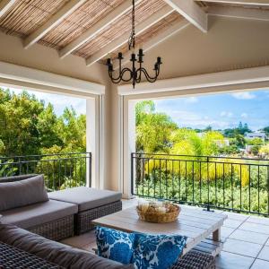Contemporary Living In Plett