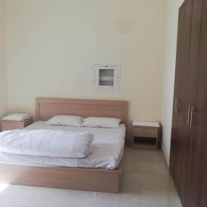 OYO 701 Home Zaroni bldg IC