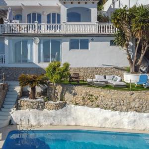 Zen Villa by Hello Homes Sitges
