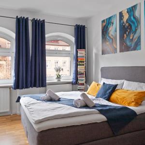 Altstadt - Exklusive 3-Zi-Wohnung für 6 Personen mit 90 qm, großer Dachterrasse, Parkplatz, WLAN