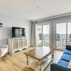 Oceanfront South Carolina Retreat - Pool and Balcony