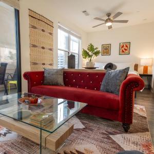 Apartment in Midtown