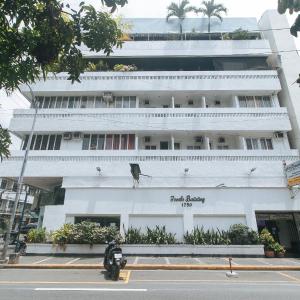 Stay Malate Hostel by RedDoorz