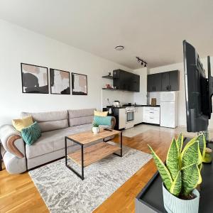 Urban Side Apartments