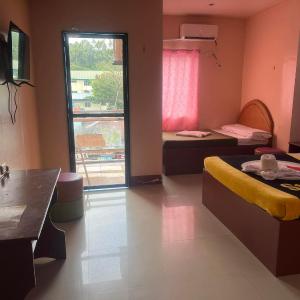 Rielena Plaza Hotel and Suites
