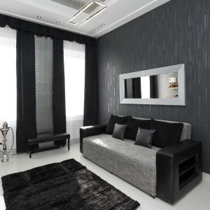 Silver Apartment