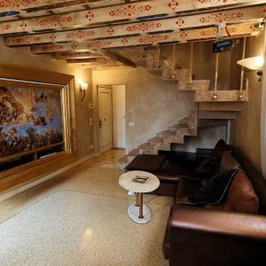 Opera Luxury Apartment