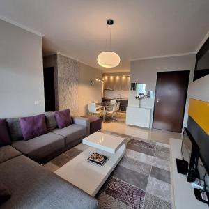 Stylish 1-Bedroom Apartment
