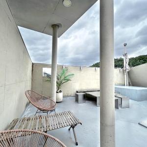 Private duplex house with a nice rooftop - Foreigner only