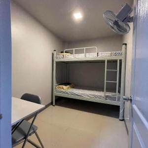 K and R Apartment Affordable Aircon Room with Wifi