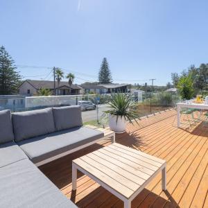 Robinson Retreat, 3 Robinson St - 4 bedrooms, 2 bathrooms, air con and Wi-Fi