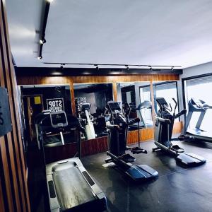 Apartment with GYM ! Private parking