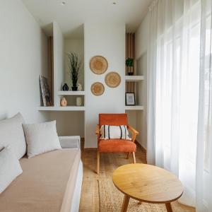 Penthouse 4th fl apartment at Pagrati-large veranda