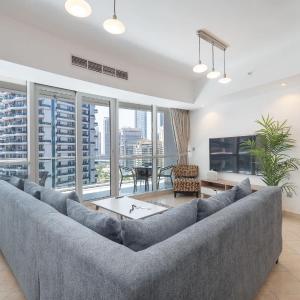 StayShort - Spacious 3BR Marina Stay with City Views