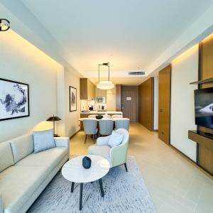Luxurious 2BR The Address Opera