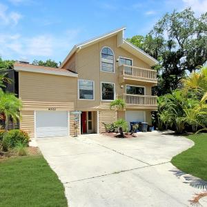 Two Story Private Pool Home Near Bradenton Beach