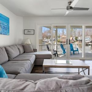 Heron Hideaway Canal-Front 3-Bedroom Home in Ocean Pines, MD, Near Ocean City Beaches