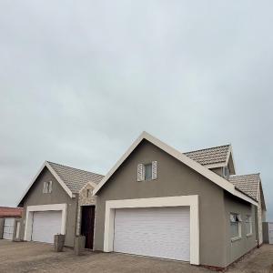 Coastal Retreat- Hentiesbaai