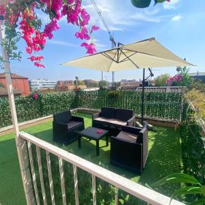 RED HOUSE - BEAUTIFUL APARTMENT - METRO m1