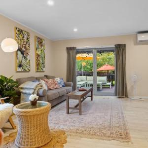 Seaside Bougainvillea Retreat close to Beaches