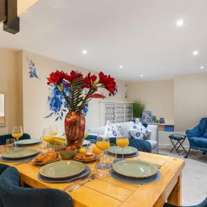 4 bedroom house in Kensington
